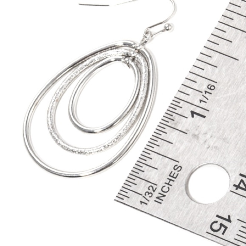 Teardrop textured multi metal hoop drop earrings
(New) - Picture 2 of 3